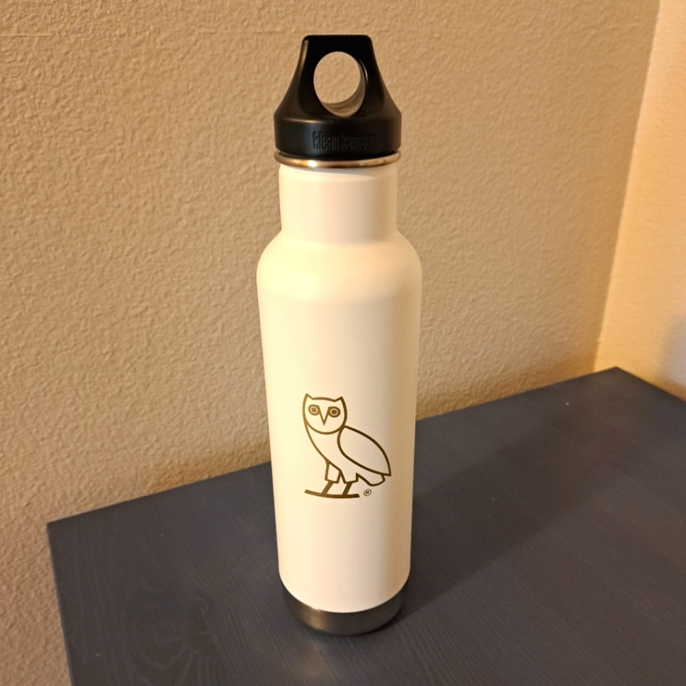NWOT Drake Water Bottle